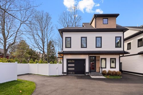 230-230 Auburn St, Auburndale, MA, 02466-2407 | Card Image