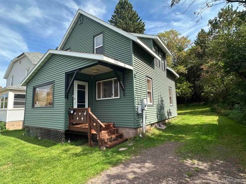 303 S Hematite Street, Bessemer, MI, 49911 | Card Image