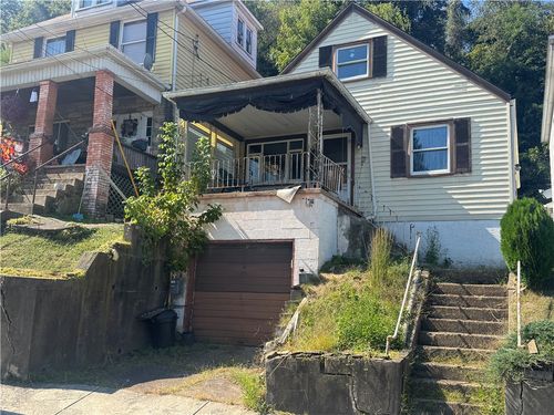 734 Mckinley Ave, East Vandergrift, PA, 15629-1028 | Card Image