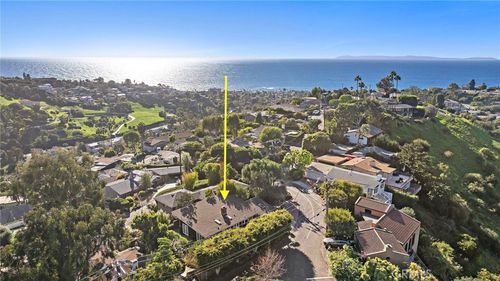 1511 Bluebird Canyon Dr, Laguna Beach, CA, 92651-3008 | Card Image