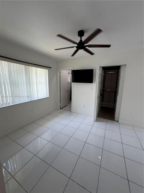 0-11060 Sw 221st Ter, Miami, FL, 33170-3040 | Card Image