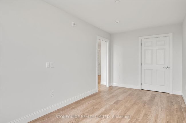 220 - 555 Bonaccord St, Home with 2 bedrooms, 1 bathrooms and 1 parking in Peterborough ON | Image 18