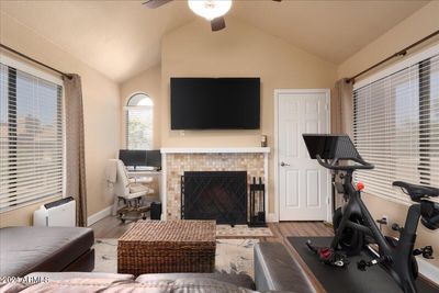 2010 - 5122 E Shea Boulevard, Condo with 1 bedrooms, 1 bathrooms and null parking in Scottsdale AZ | Image 1