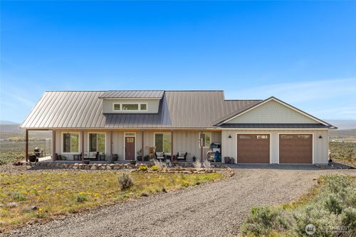 1560 Sage Hills Dr, Ellensburg, WA, 98926-5198 | Card Image