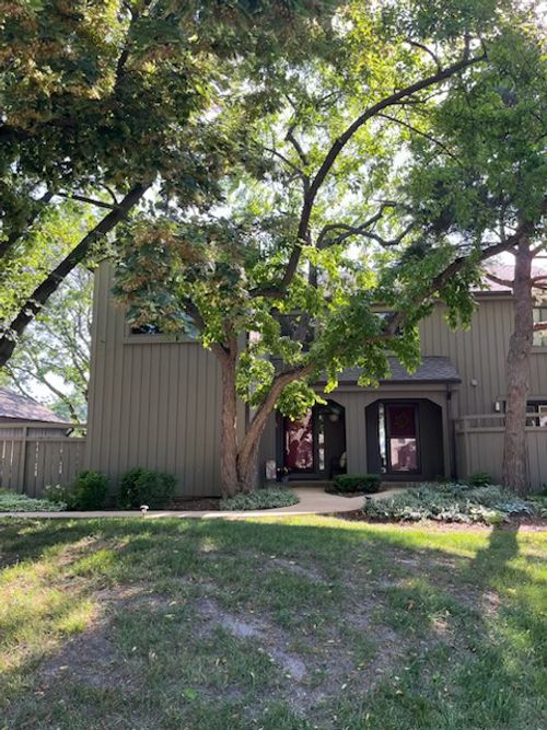 186 Shoreline Rd, Lake Barrington, IL, 60010-1624 | Card Image