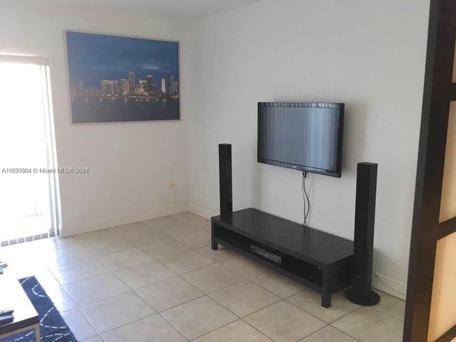 APT-115 - 6707 N Kendall Dr, Condo with 3 bedrooms, 3 bathrooms and null parking in Pinecrest FL | Image 4