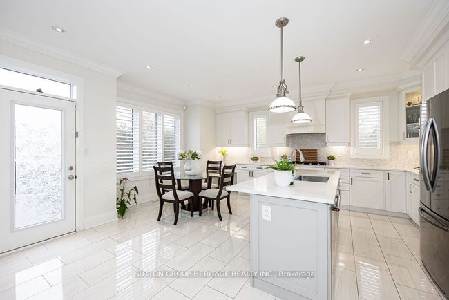 51 Westfield Dr, House other with 5 bedrooms, 4 bathrooms and 2 parking in Whitby ON | Image 11