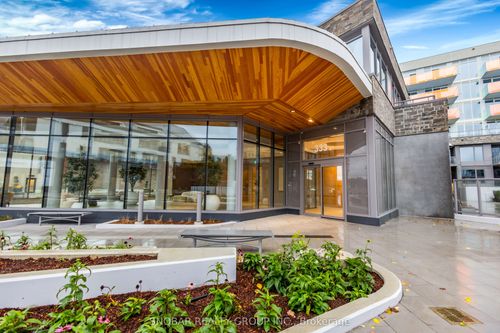 219-333 Sunseeker Ave, Innisfil, ON, L9S0R6 | Card Image