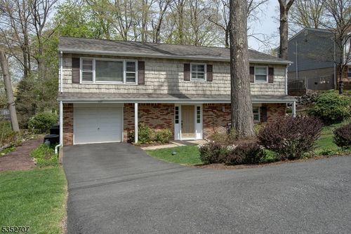 109 Conklin Ave, Stanhope, NJ, 07874-2242 | Card Image