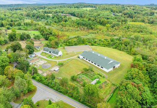 955 Peach Lake Rd, North Salem, NY, 10560-1321 | Card Image