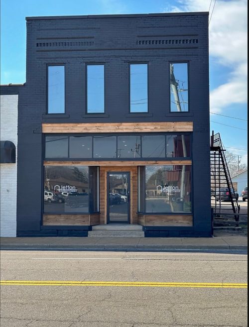 113 S Broadway St, Portland, TN, 37148-1303 | Card Image