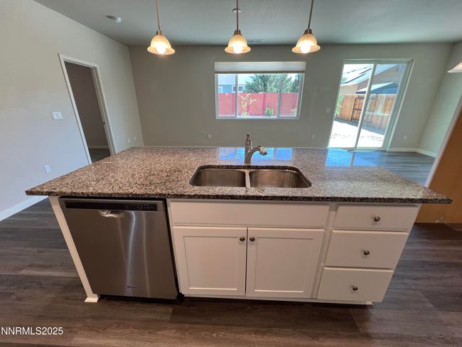 573 Country Hollow Dr, House other with 3 bedrooms, 2 bathrooms and 2 parking in Fernley NV | Image 11