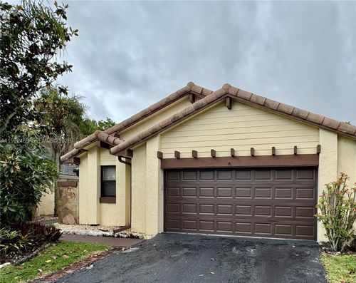 2159-2159 Baton Rouge, Weston, FL, 33326-2314 | Card Image