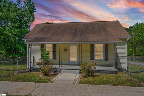 205 Kay Street, Honea Path, SC, 29654 | Card Image