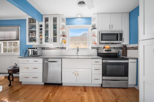 5202 Waterview Dr, House other with 3 bedrooms, 2 bathrooms and null parking in Brigantine NJ | Image 10