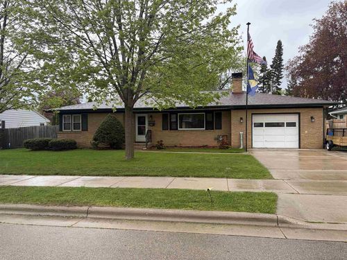 134 E Goodland Street, Sun Prairie, WI, 53590 | Card Image