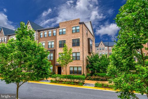 20739 Heron Landing Dr, STERLING, VA, 20166-2523 | Card Image