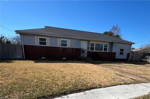 8035 Arrowwood Ct, Norfolk, VA, 23518-3157 | Card Image