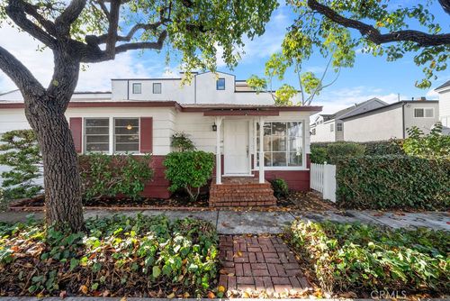 521 Carnation Ave, Corona del Mar, CA, 92625-2016 | Card Image