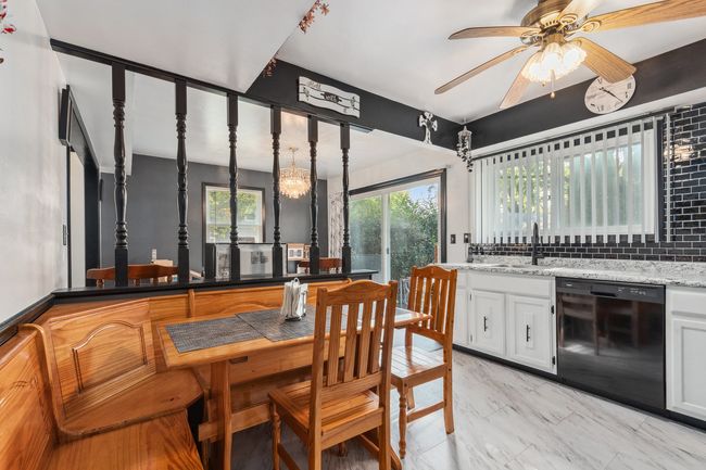 230 Ridgefield Ln, House other with 3 bedrooms, 3 bathrooms and 2 parking in Naperville IL | Image 7