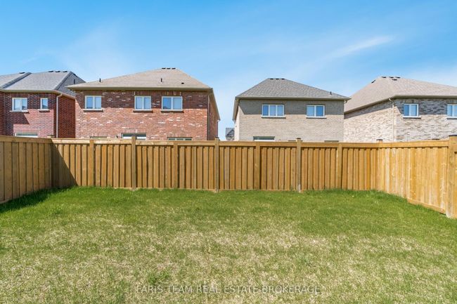 6 Cliff Thompson Crt, House other with 4 bedrooms, 3 bathrooms and 2 parking in Markham ON | Image 33