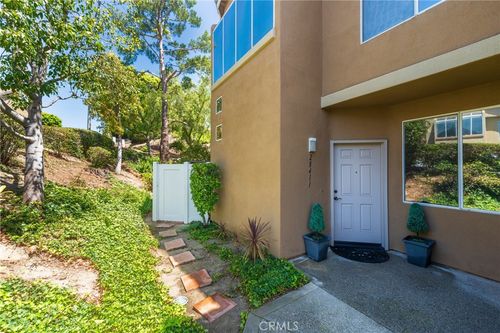 28411 Klondike Dr, Lake Forest, CA, 92679-1168 | Card Image