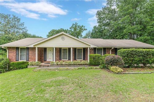 9268 Choctaw Ct, Jonesboro, GA, 30236-5118 | Card Image