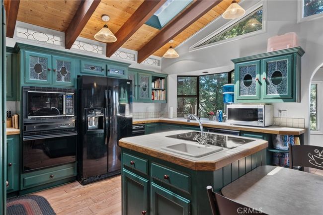 22396 Mojave River Rd, House other with 2 bedrooms, 2 bathrooms and null parking in Cedarpines Park CA | Image 25
