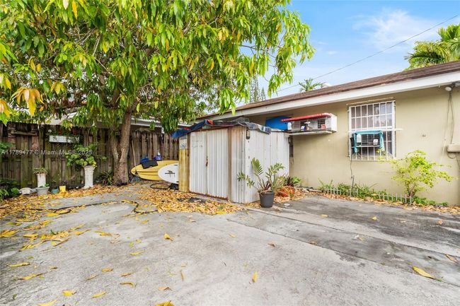 426 Sw 26 Th Rd, House other with 4 bedrooms, 3 bathrooms and null parking in Miami FL | Image 44