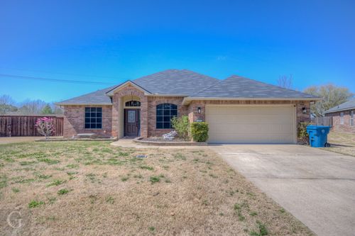 2305 Tallgrass Cir, Bossier City, LA, 71111-6730 | Card Image