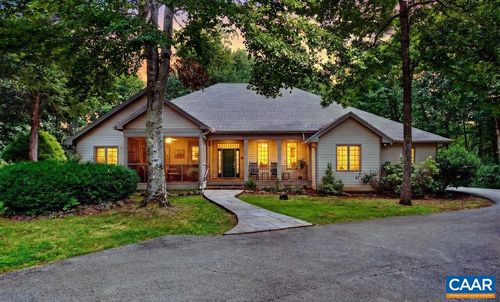 385 Wood Nettle Ln, Nellysford, VA, 22958-8037 | Card Image