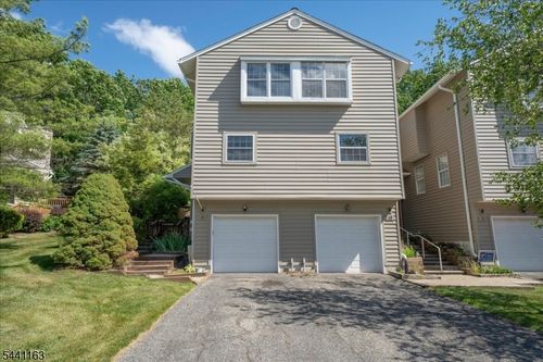 15 Rhea Run, Newton, NJ, 07860-1474 | Card Image
