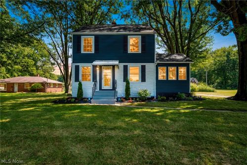 26479 Bagley Rd, Olmsted Falls, OH, 44138-1817 | Card Image