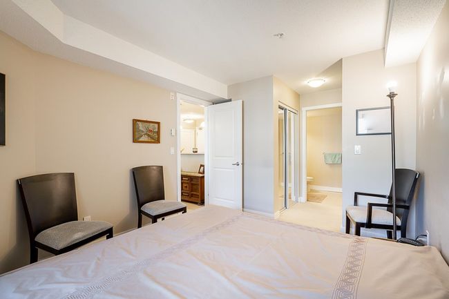 305 - 15265 17 A Avenue, Condo with 2 bedrooms, 2 bathrooms and 2 parking in Surrey BC | Image 18