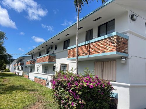 apt-2-4444 Ludlam Rd, Miami, FL, 33155-5825 | Card Image