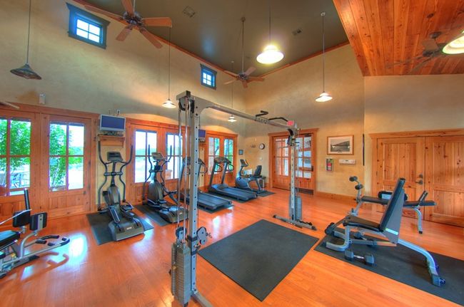 Beach Club Fitness Area | Image 28