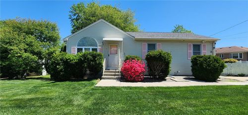 5 Barnes Ave, Johnston, RI, 02919-2601 | Card Image