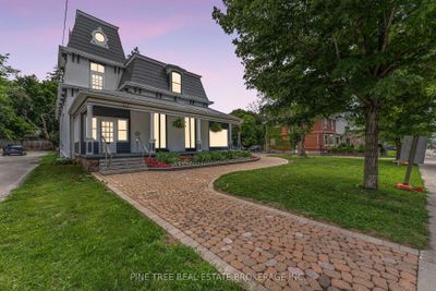 105 Toronto St, House other with 5 bedrooms, 4 bathrooms and 7 parking in Barrie ON | Image 1