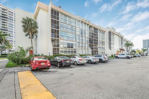 519-501 Three Islands Blvd, Hallandale Beach, FL, 33009-2899 | Card Image
