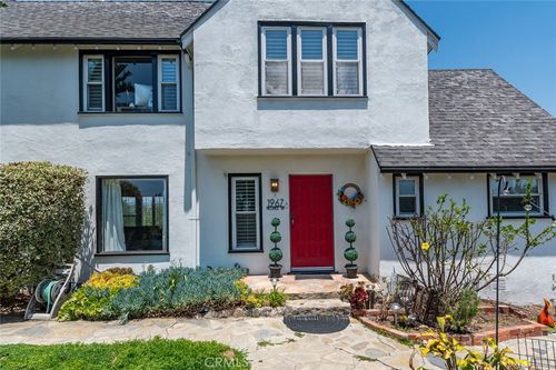1967 Hilldale Dr, La Canada Flintridge, CA, 91011 | Card Image