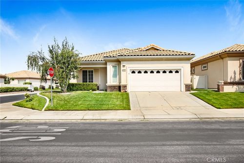6299 Myrtle Beach Dr, Banning, CA, 92220-7546 | Card Image