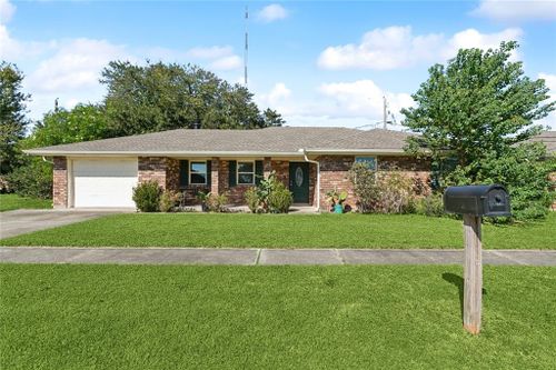 3412 Rosetta Drive, Chalmette, LA, 70043 | Card Image