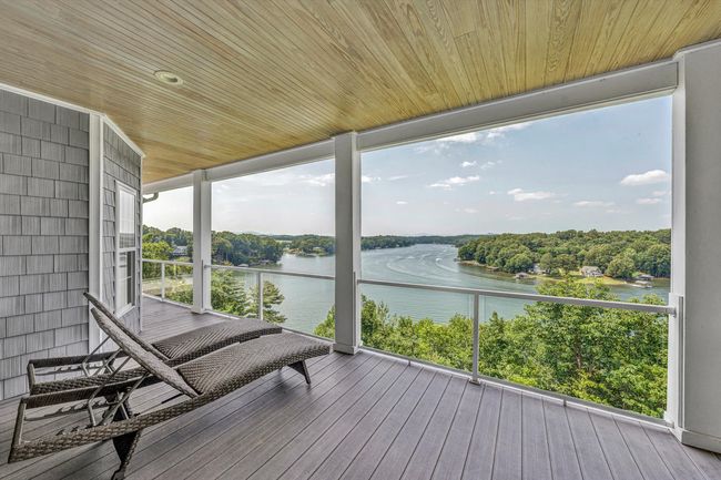 220 Village Lane (35) | Image 27