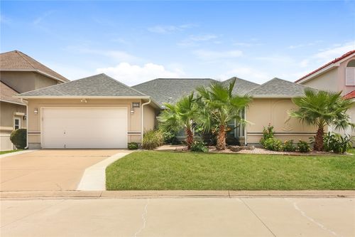 133 Sea Breeze Dr, Aransas Pass, TX, 78336-5803 | Card Image