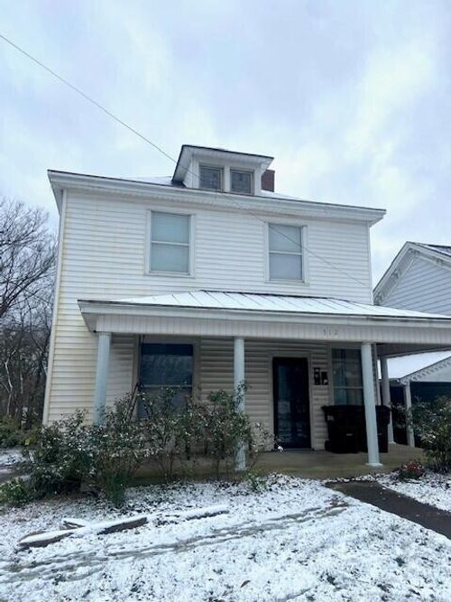 512 W Main St, Richmond, KY, 40475-1319 | Card Image