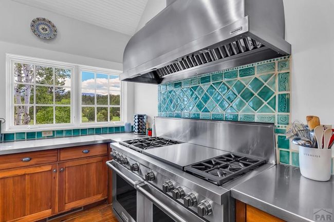 6430 Signal Mountain Rd, House other with 3 bedrooms, 4 bathrooms and 7 parking in Beulah CO | Image 28