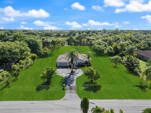 16035 Sw 173rd Ave, Miami, FL, 33187-1211 | Card Image