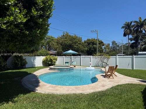 1411 Harding St, Hollywood, FL, 33020-2560 | Card Image