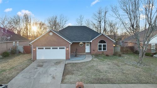 3908 Sw Cherry Rd, Bentonville, AR, 72713-7325 | Card Image