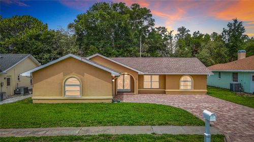18817 Parade Rd, Hudson, FL, 34667-6233 | Card Image